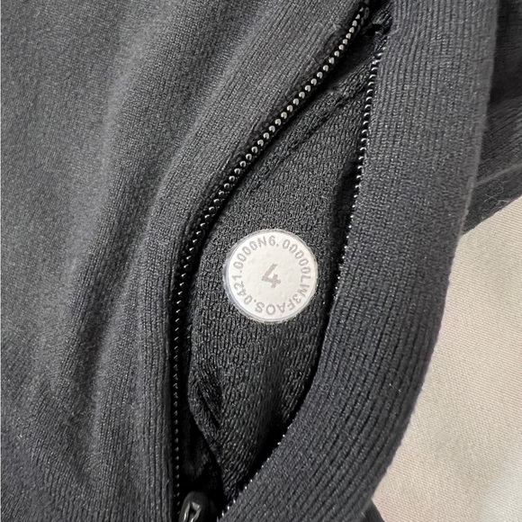 It’s Rulu Cropped Half Zip Long Sleeve Jacket - Picture 4 of 4